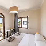 Sunnyvillas: 4br Seafront Villa*private Pool*bw44 Willa